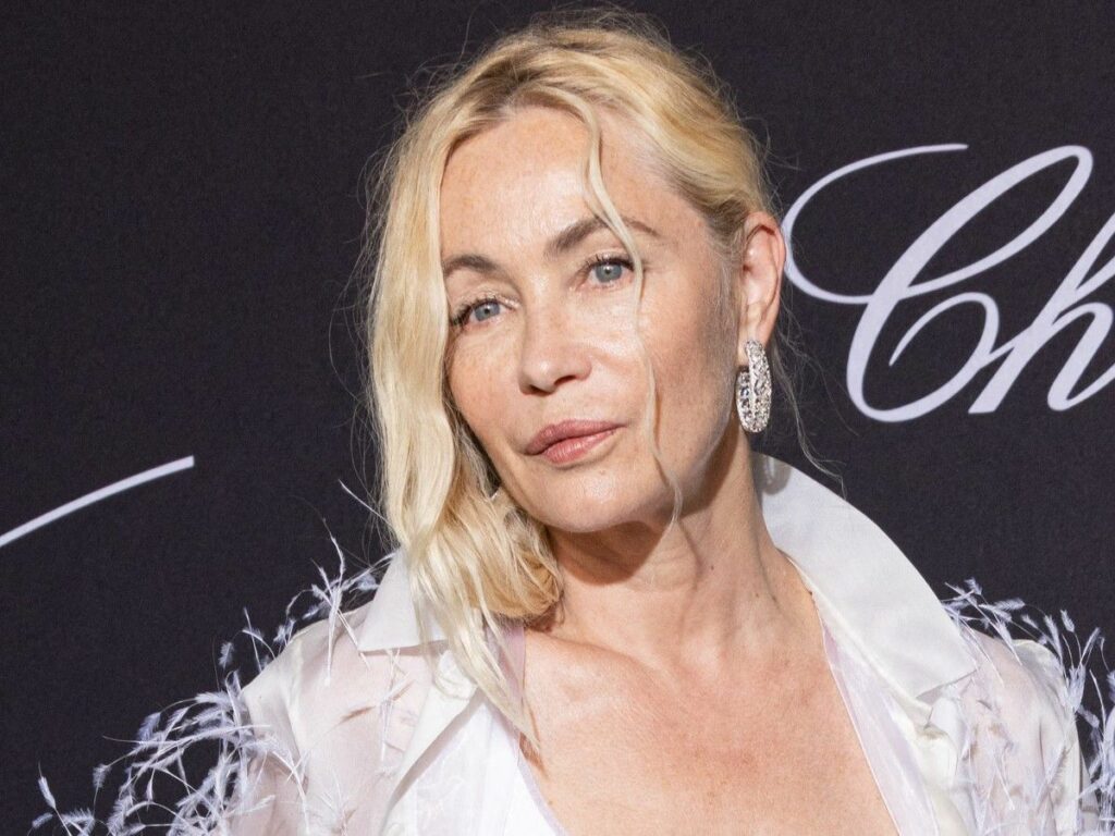 Emmanuelle Béart chirurgie esthétique